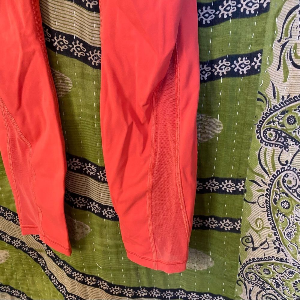 Lululemon Poppy Coral Train Times High-Rise 25" Yoga Inspired Tight Size 6 - Picture 11 of 16